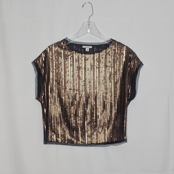 NWOT bar III gold sequin top - Picture 2 of 6